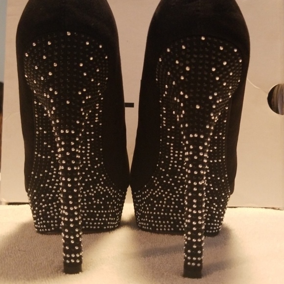 ALDO - Picture 2 of 4